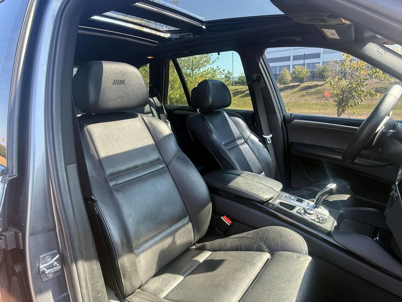 Used 2011 BMW X5 M image 18