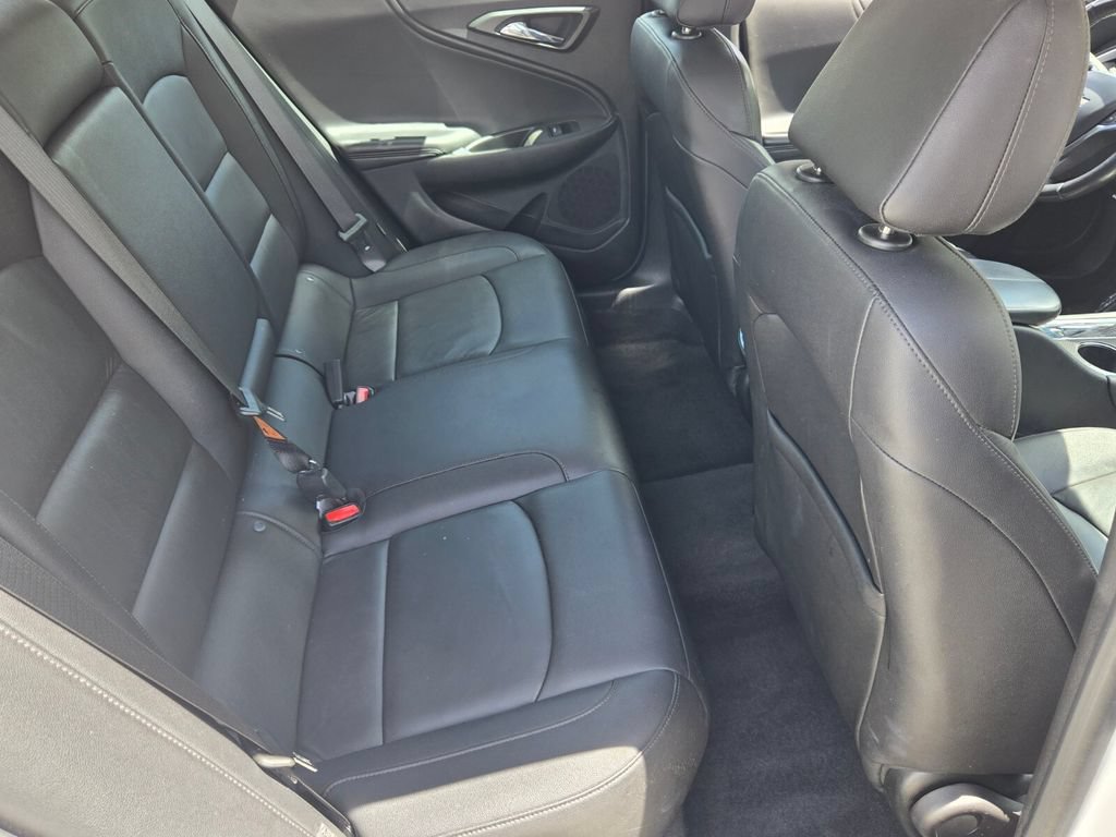 Used 2022 Chevrolet Malibu LT w/ Leather Package FWD image 14