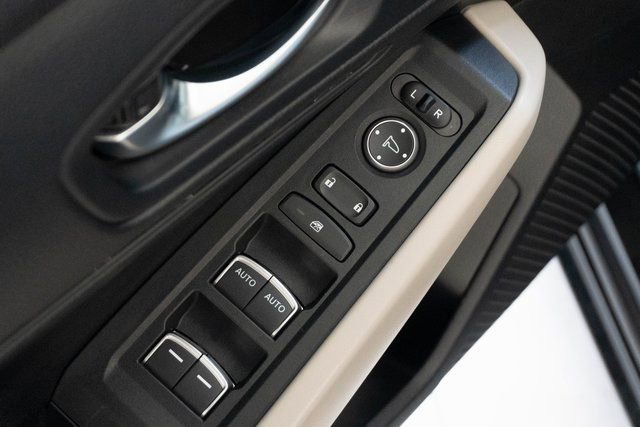 Certified 2023 Honda Accord LX image 13