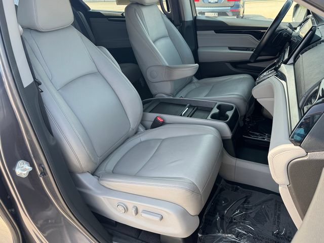 Used 2023 Honda Odyssey Touring image 12