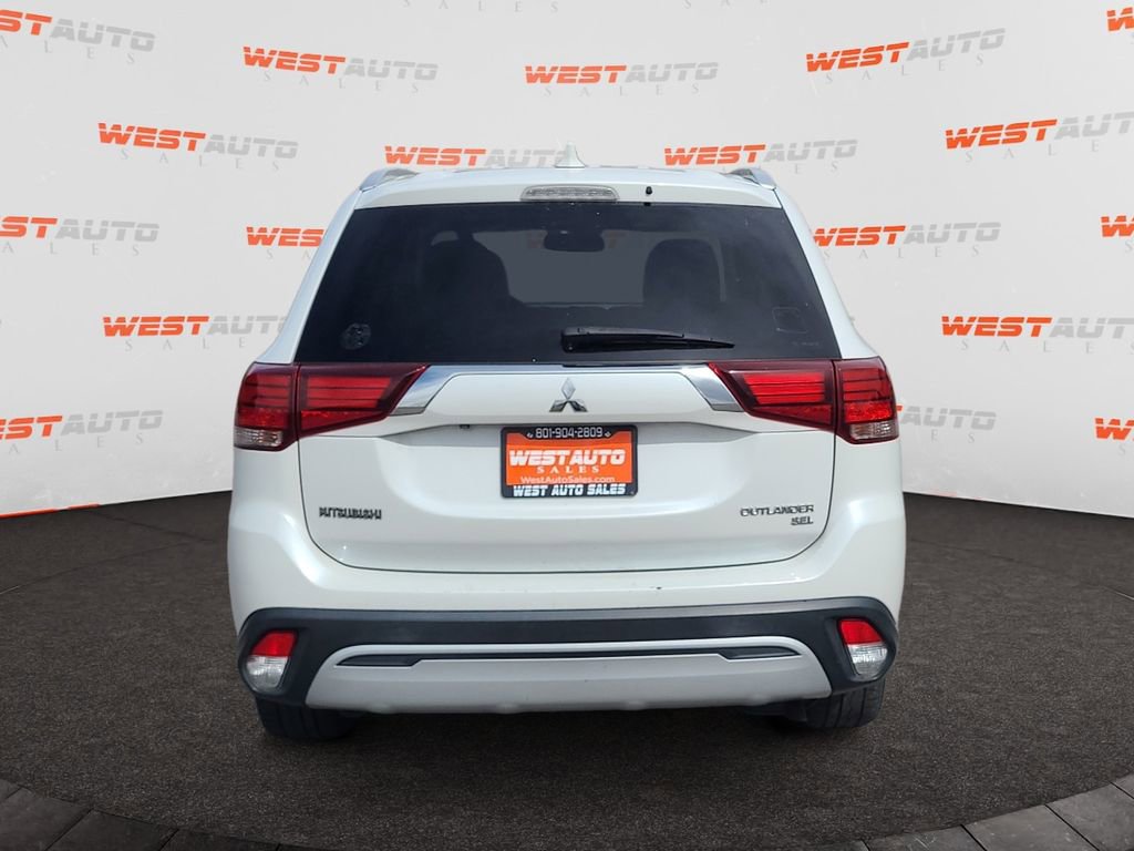 Used 2019 Mitsubishi Outlander SEL AWD/4WD image 4