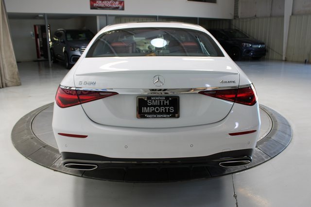 Used 2025 Mercedes-Benz S 580 4MATIC Sedan w/ AMG Line Package image 5