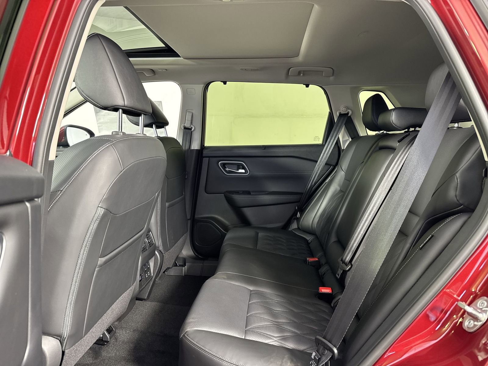 New 2026 Nissan Rogue Platinum w/ Platinum Premium Package image 23