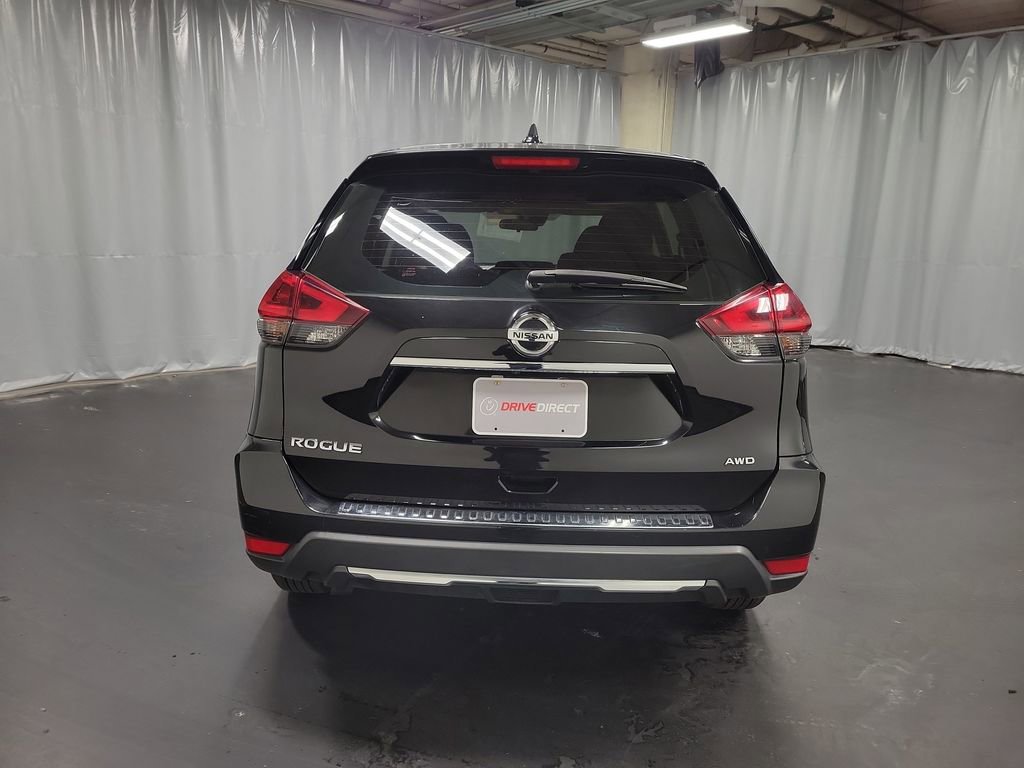 Used 2019 Nissan Rogue S image 8