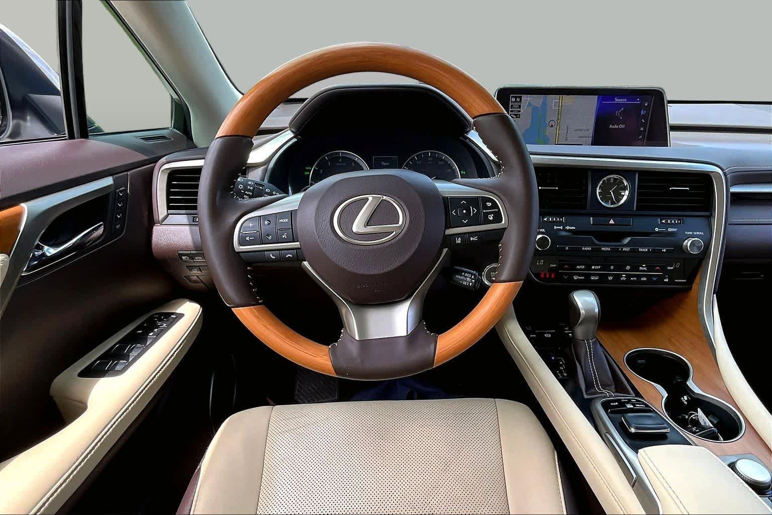 Used 2018 Lexus RX 350 FWD w/ Premium Package image 6