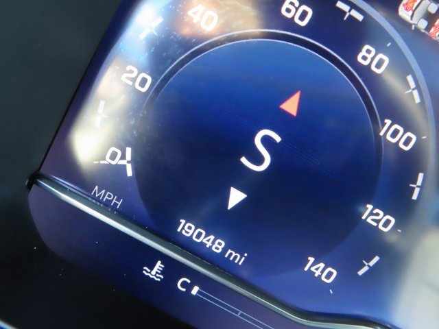 Certified 2025 Chevrolet Silverado 1500 High Country w/ Technology Package image 19