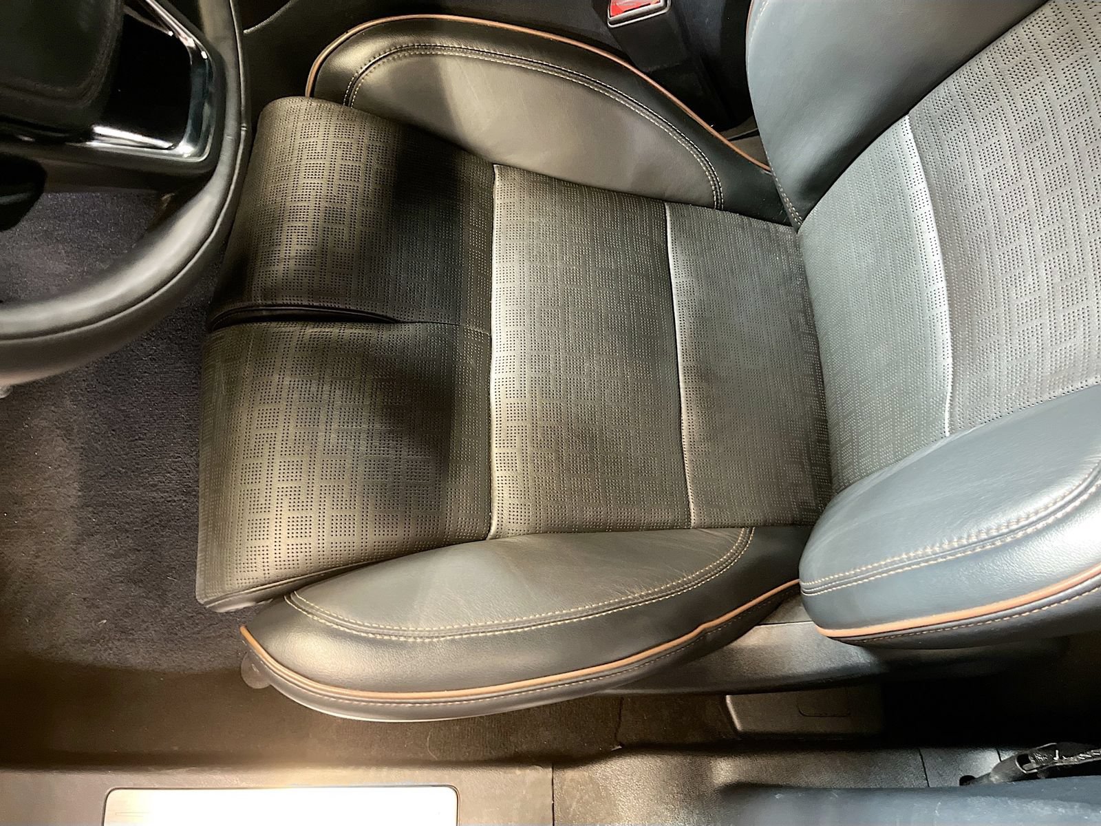 Used 2025 Lincoln Aviator Black Label w/ Black Label Special Edition AWD/4WD image 20