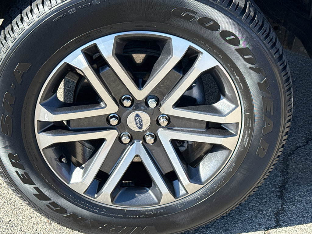 Used 2023 Ford F150 XL w/ XL STX Apperance Package AWD/4WD image 9