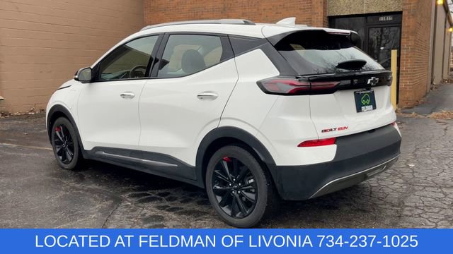 Used 2023 Chevrolet Bolt EUV Premier w/ Sun & Sound Package image 6