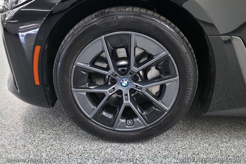 Used 2023 BMW i4 eDrive35 RWD image 20