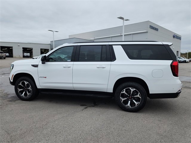 New 2026 GMC Yukon XL AT4 image 8