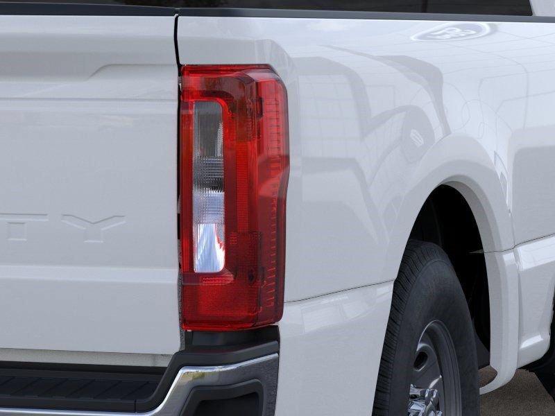New 2026 Ford F250 XL w/ XL Chrome Package RWD image 21
