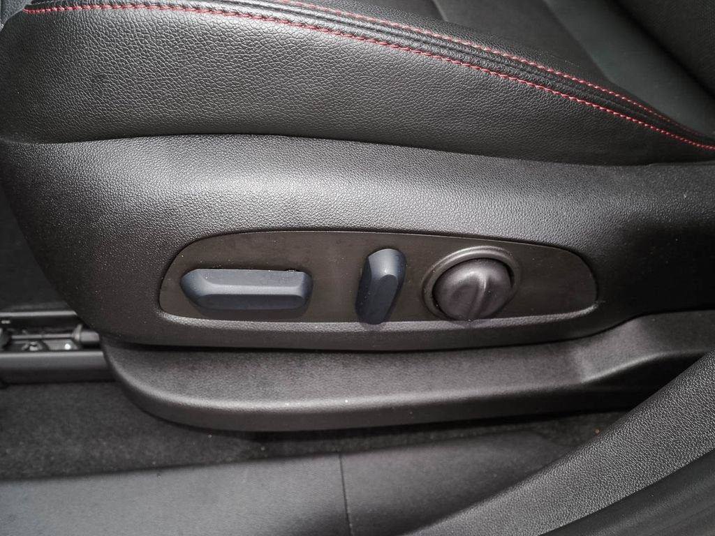 Used 2023 Chevrolet Equinox RS w/ RS Leather Package FWD image 25