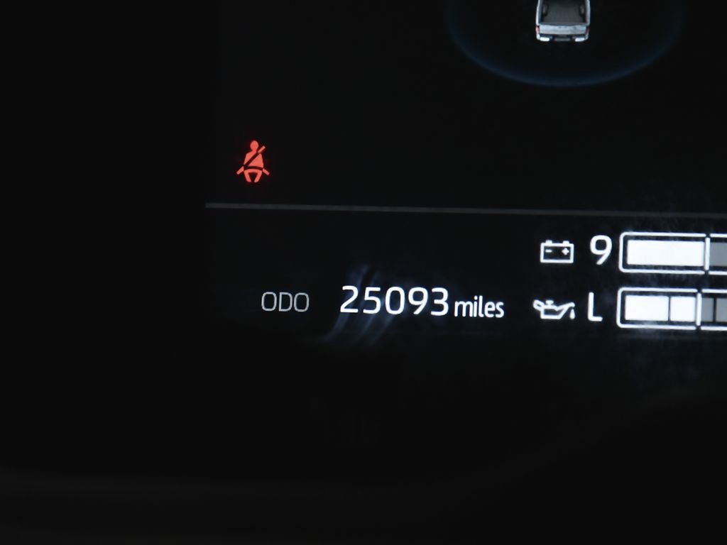 Used 2024 Toyota Tundra Limited w/ Power Package image 19