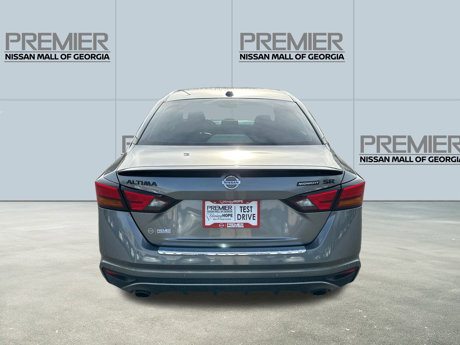 Used 2022 Nissan Altima 2.5 SR w/ Midnight Edition Package image 6