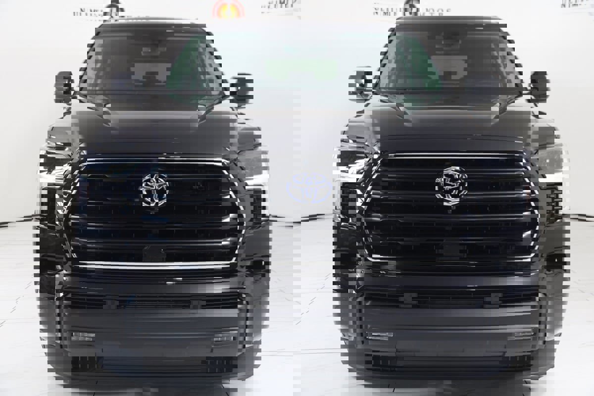 Used 2024 Toyota Sequoia Limited image 73