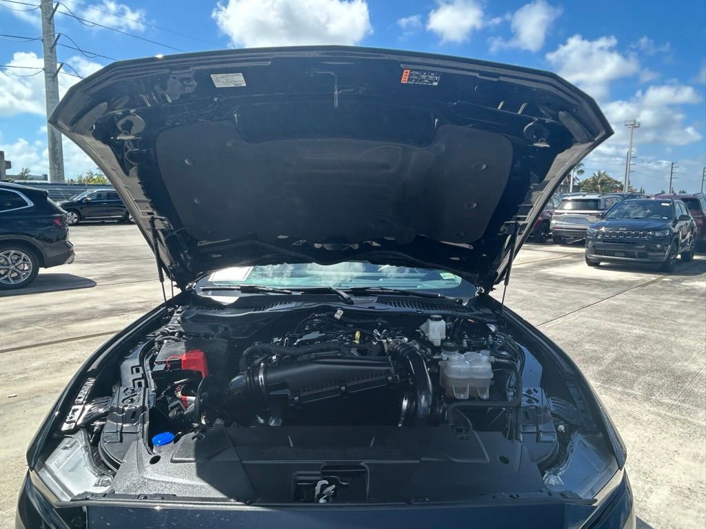 Used 2025 Ford Mustang Premium image 28