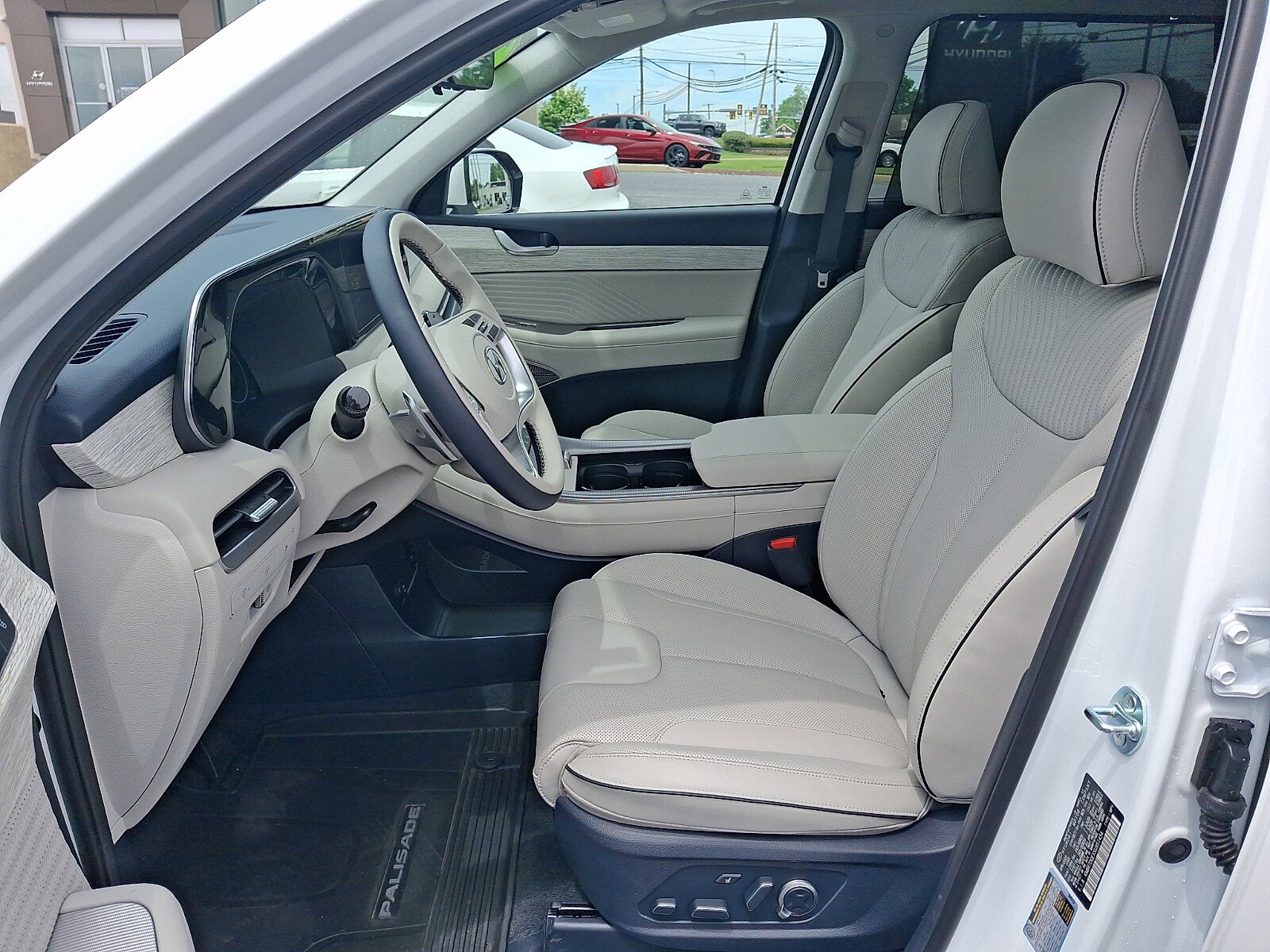 Used 2025 Hyundai Palisade Calligraphy AWD/4WD image 14