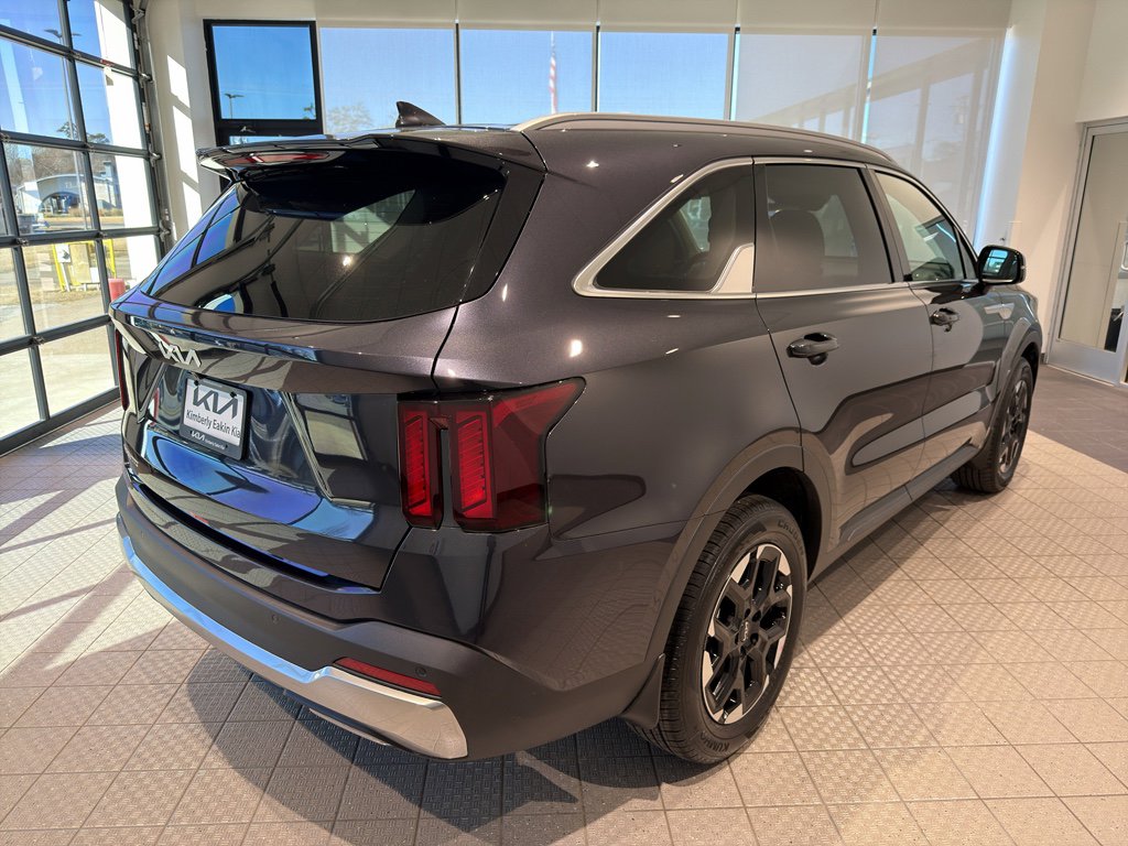 New 2026 Kia Sorento S image 4