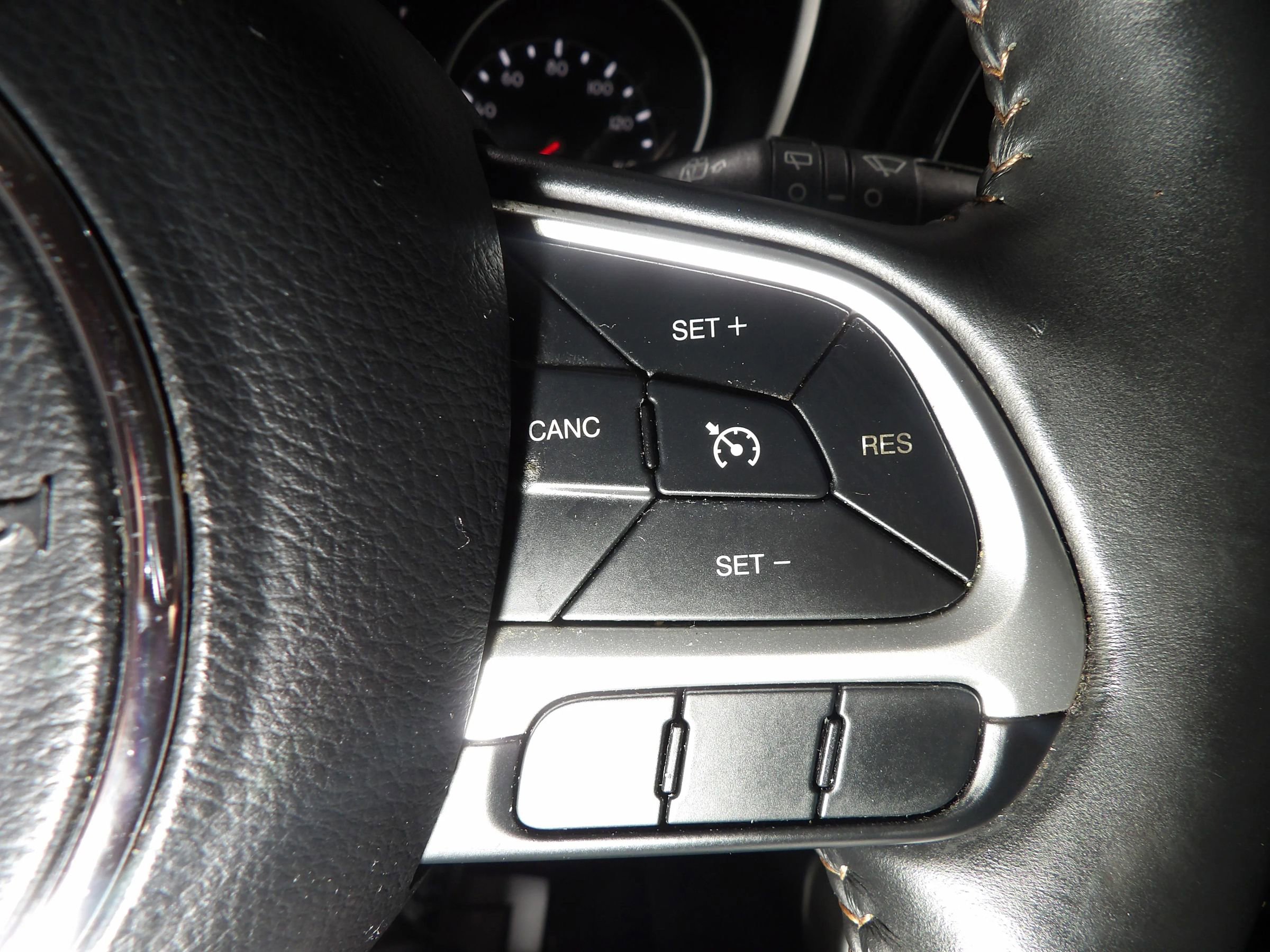 Used 2017 Jeep Compass Latitude image 17