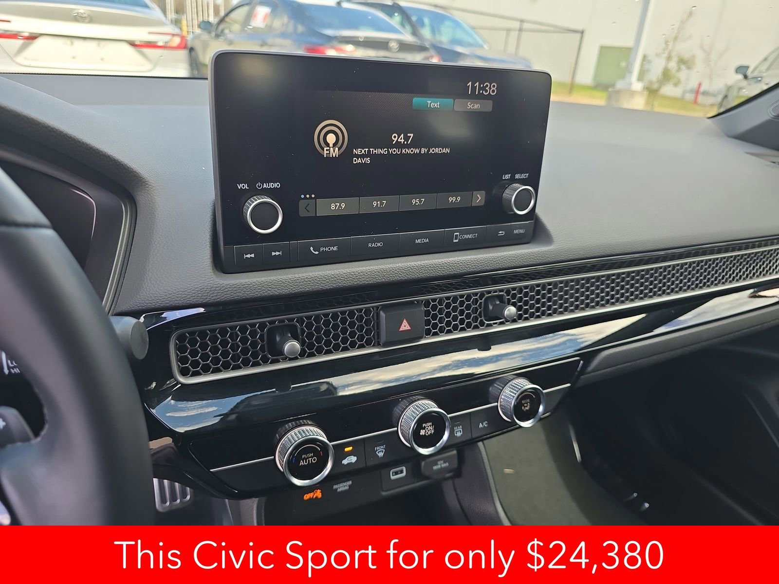 Used 2023 Honda Civic Sport image 25