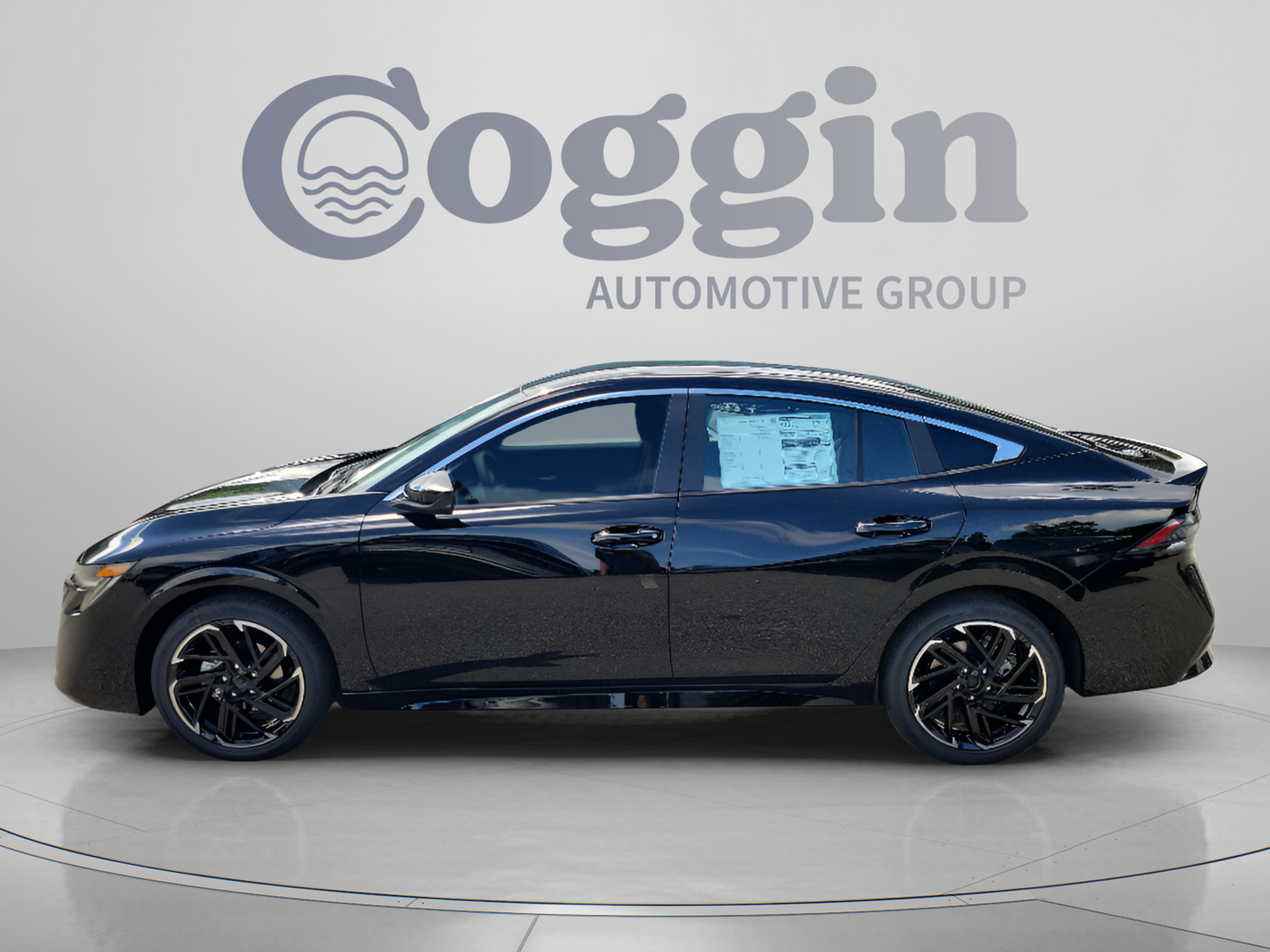 New 2027 Nissan Sentra SR w/ Floor Mat Package FWD image 2