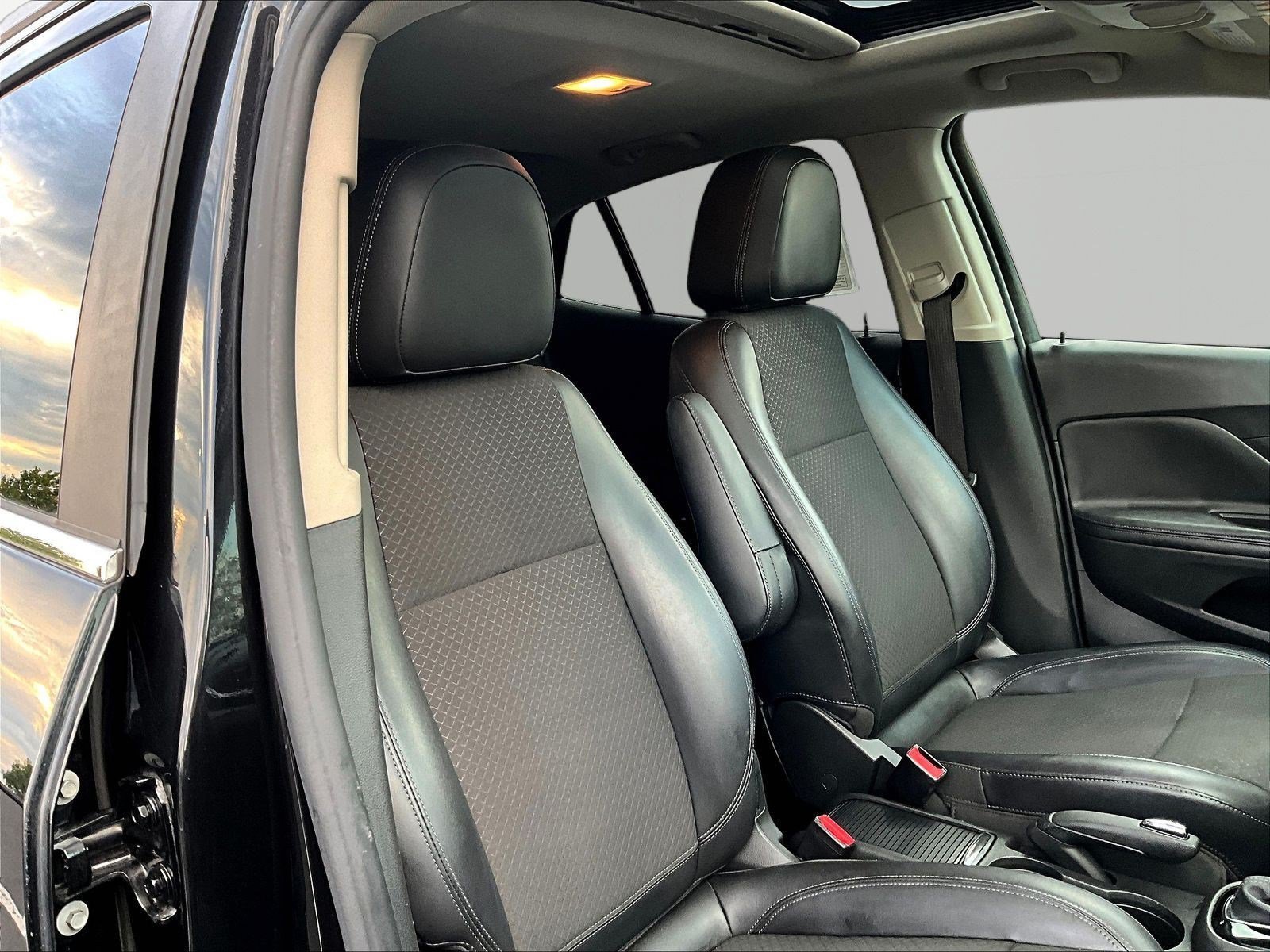 Used 2019 Buick Encore Preferred FWD image 27