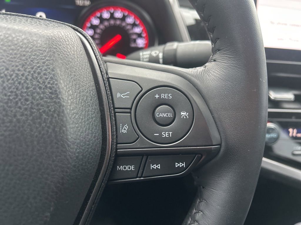 Used 2023 Toyota Camry XSE image 23