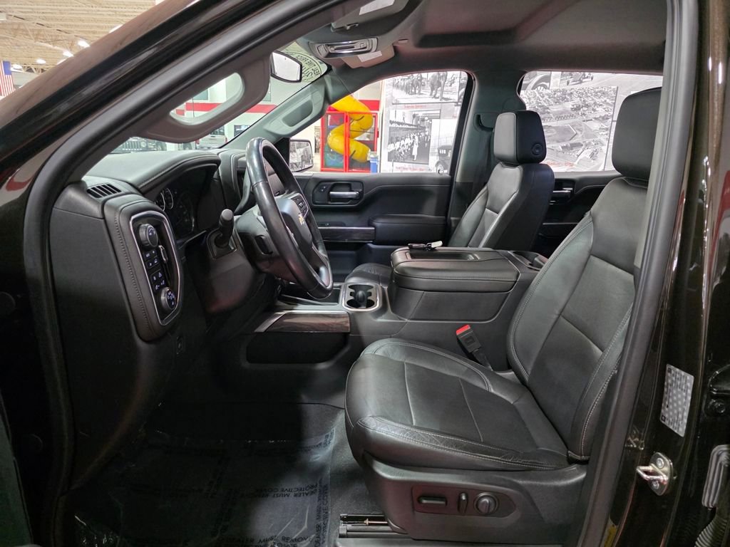 Used 2019 Chevrolet Silverado 1500 LTZ w/ LTZ Plus Package AWD/4WD image 15