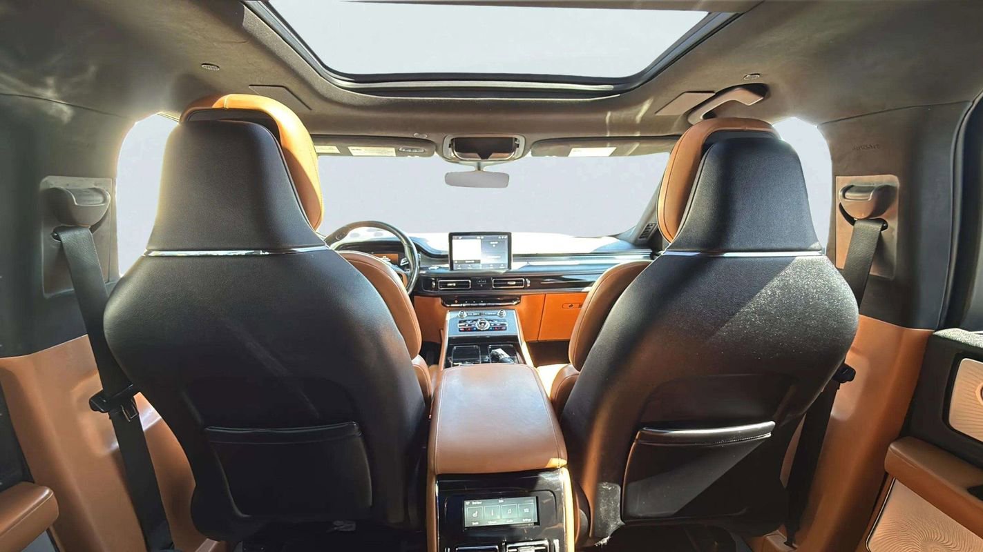 Used 2020 Lincoln Aviator Black Label w/ Dynamic Handling Package image 11