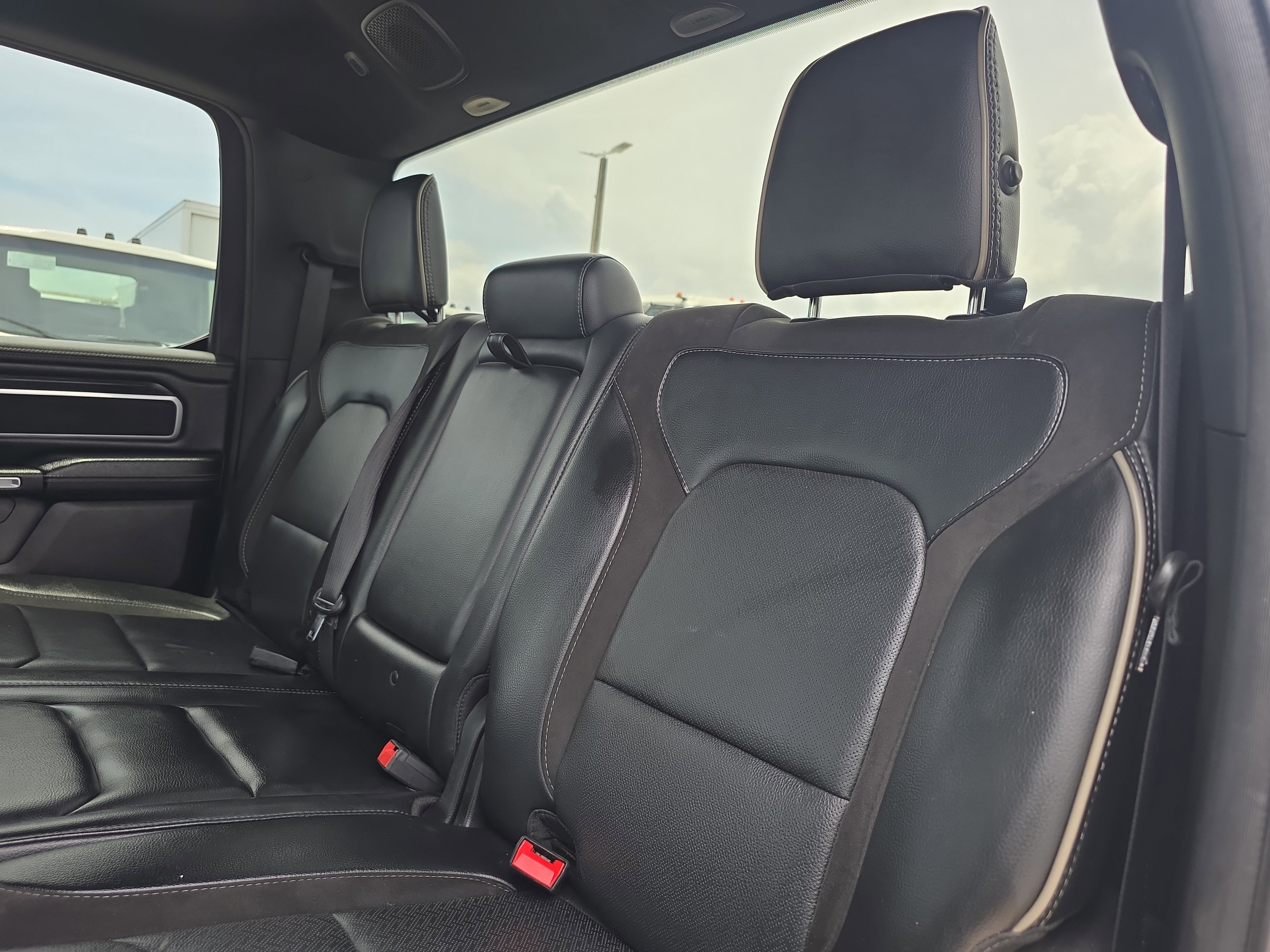 Used 2024 RAM 1500 Laramie RWD image 16