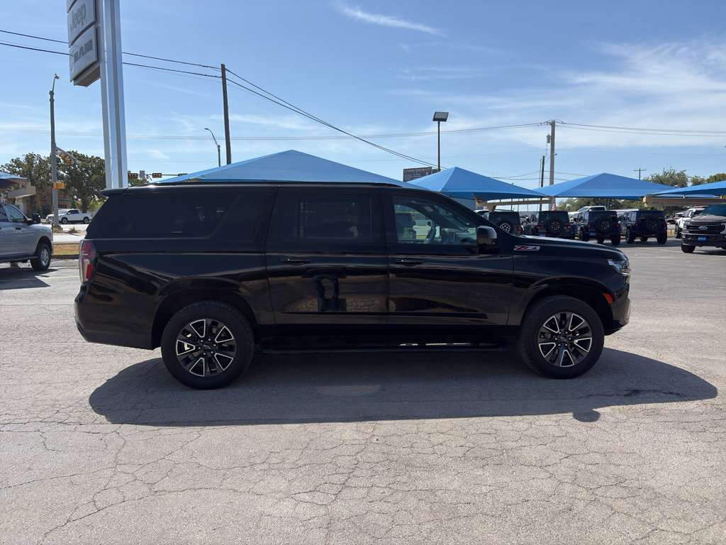 Used 2021 Chevrolet Suburban Z71 AWD/4WD image 4