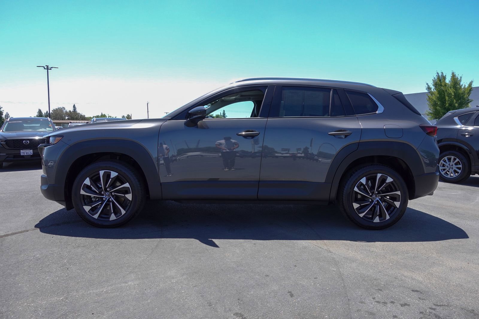 Certified 2026 MAZDA CX-50 2.5 Hybrid w/ Premium Plus Pkg AWD/4WD image 8