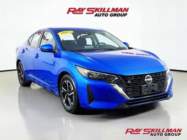Used 2025 Nissan Sentra SV FWD image 1