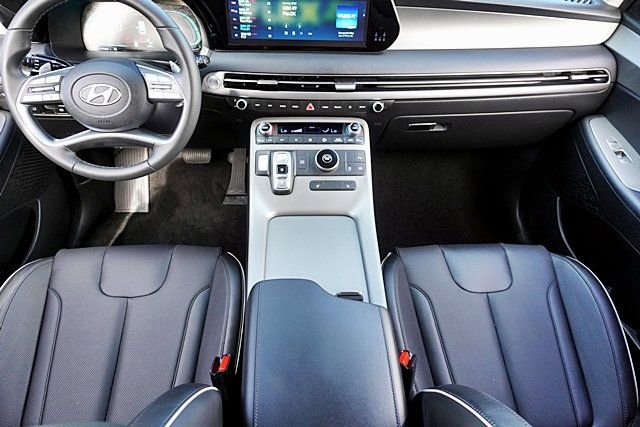 Used 2025 Hyundai Palisade SEL image 22