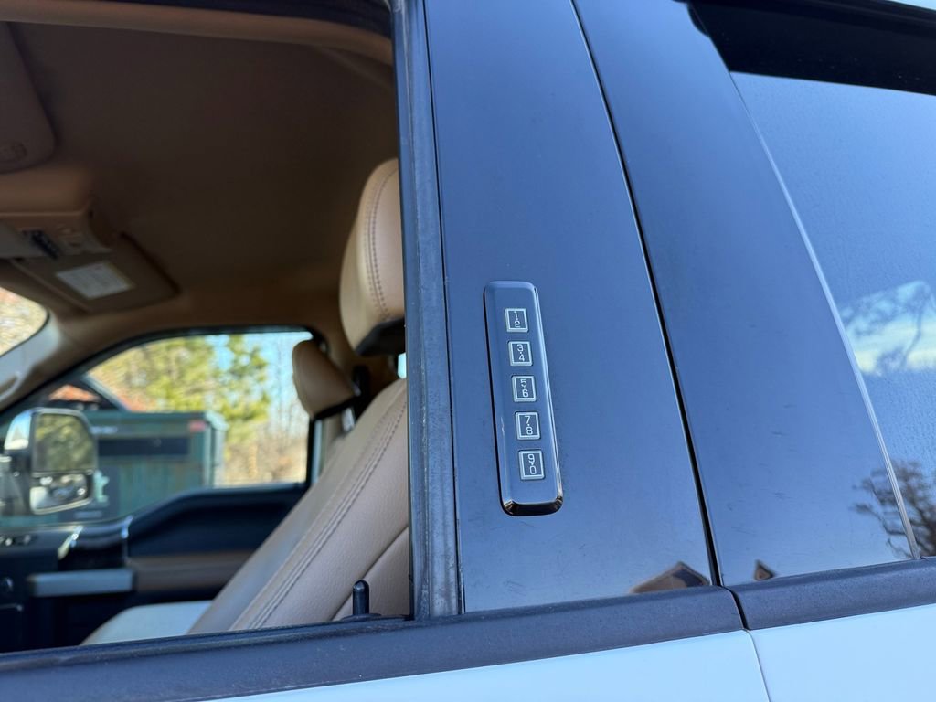 Certified 2022 Ford F250 Lariat w/ Chrome Package image 20