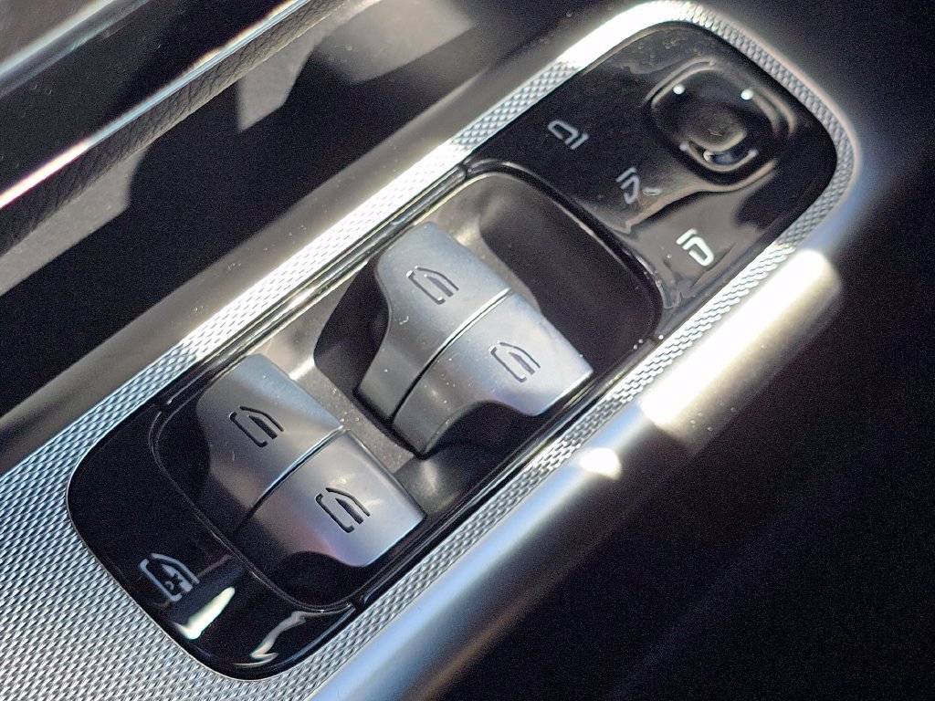 New 2027 Mercedes-Benz GLC 300 4MATIC image 28