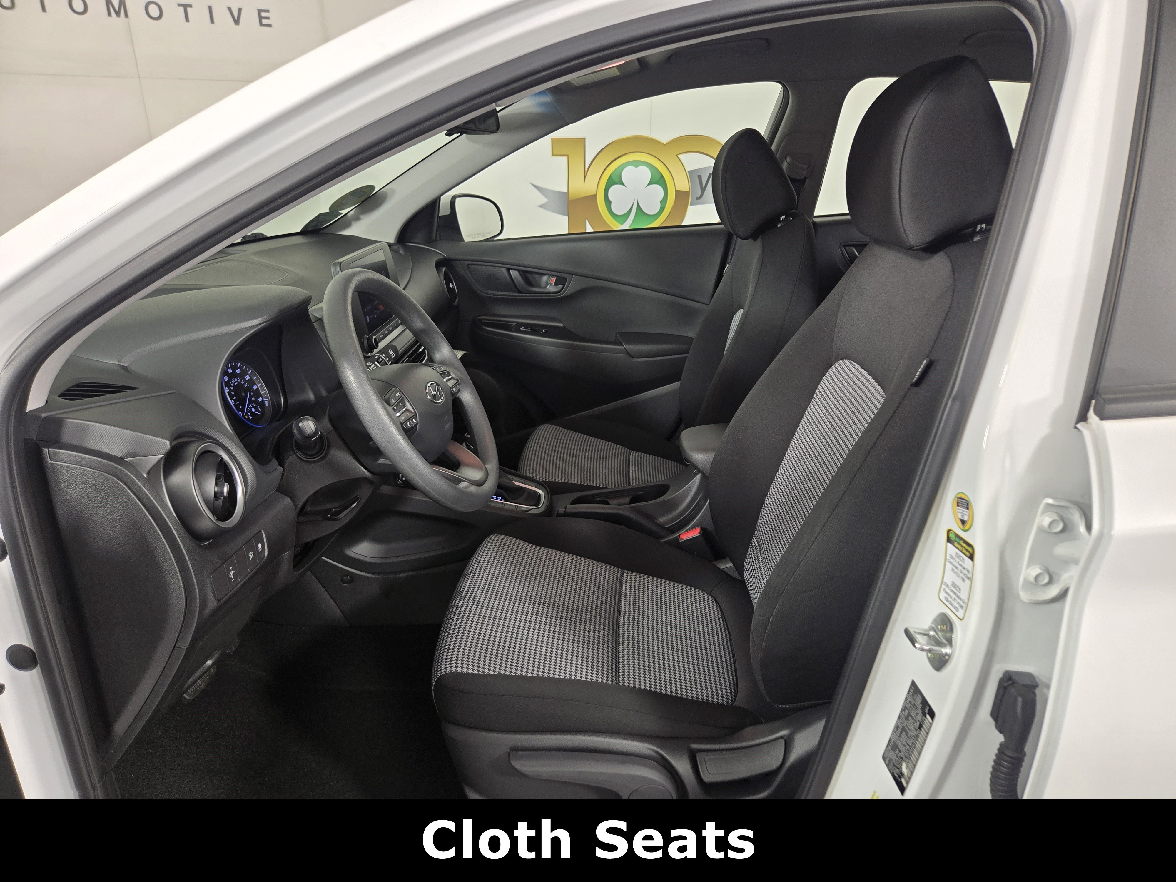 Used 2022 Hyundai Kona SE w/ Winter Weather Package AWD/4WD image 10