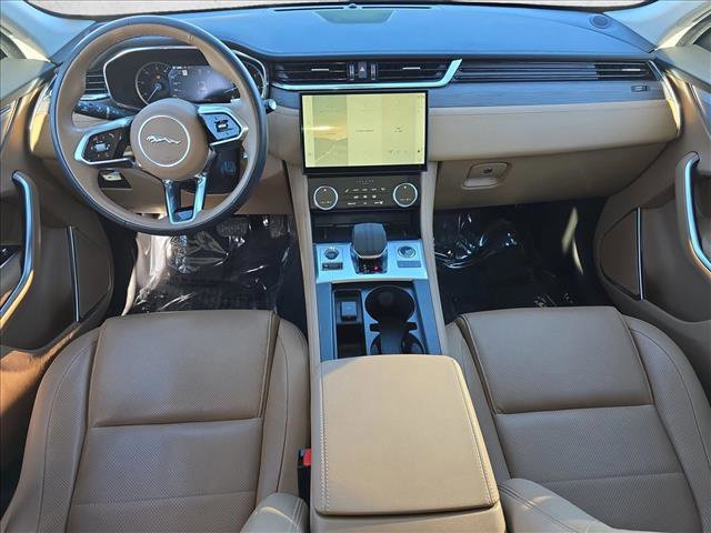 Certified 2023 Jaguar F-PACE S image 9
