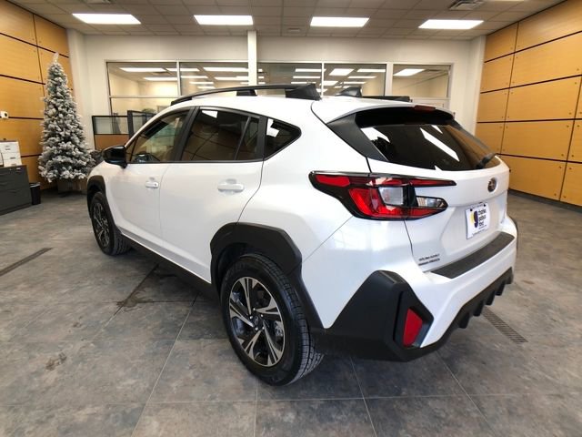 Used 2024 Subaru Crosstrek 2.0i Premium image 5