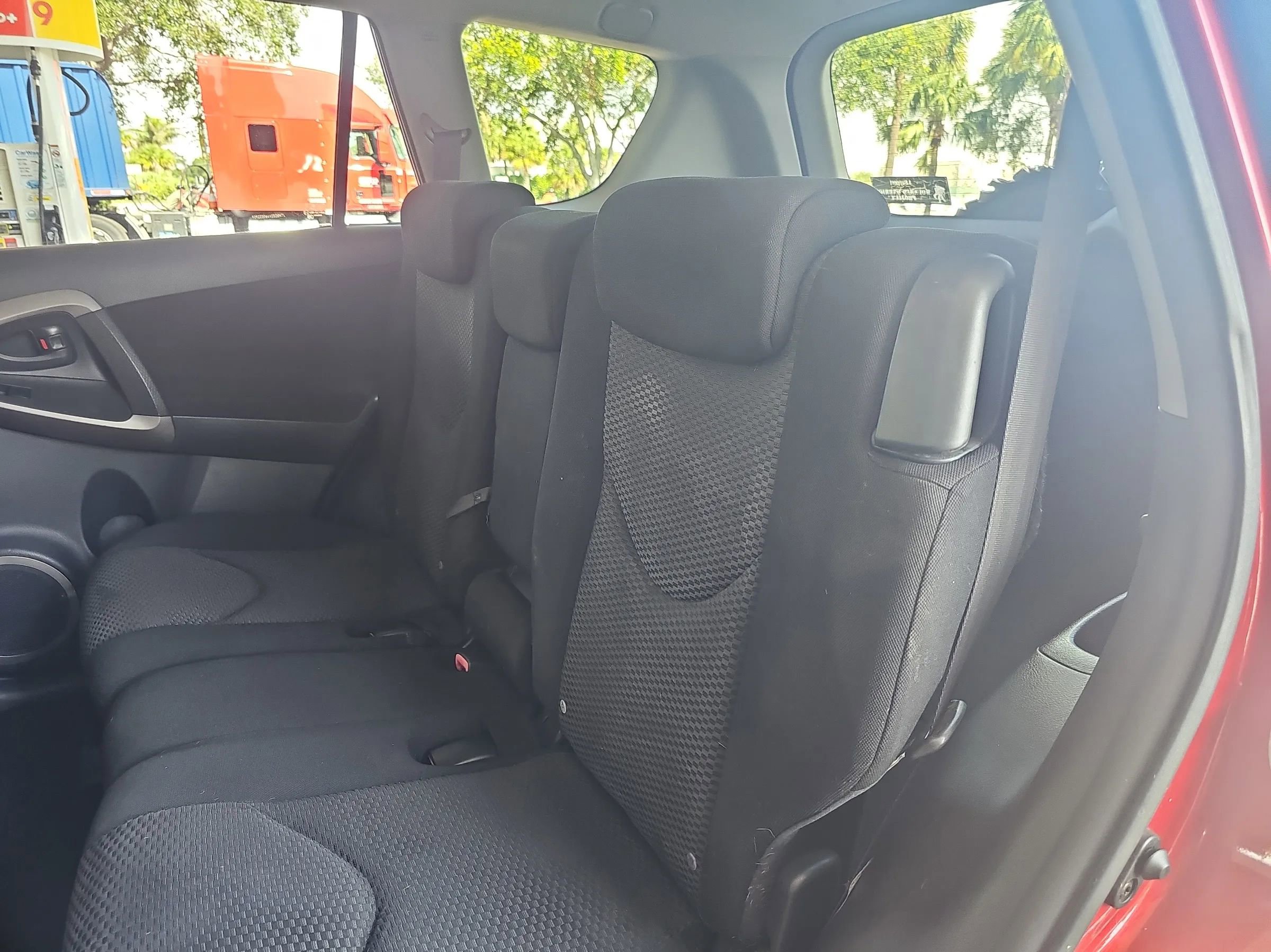 Used 2006 Toyota RAV4 Sport image 33