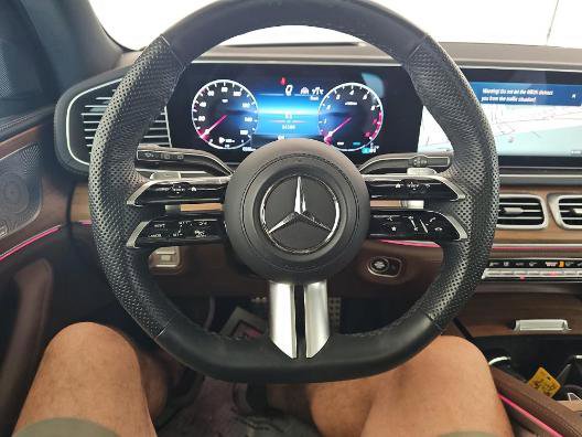 Used 2024 Mercedes-Benz GLS 450 4MATIC w/ Pinnacle Trim Package image 2