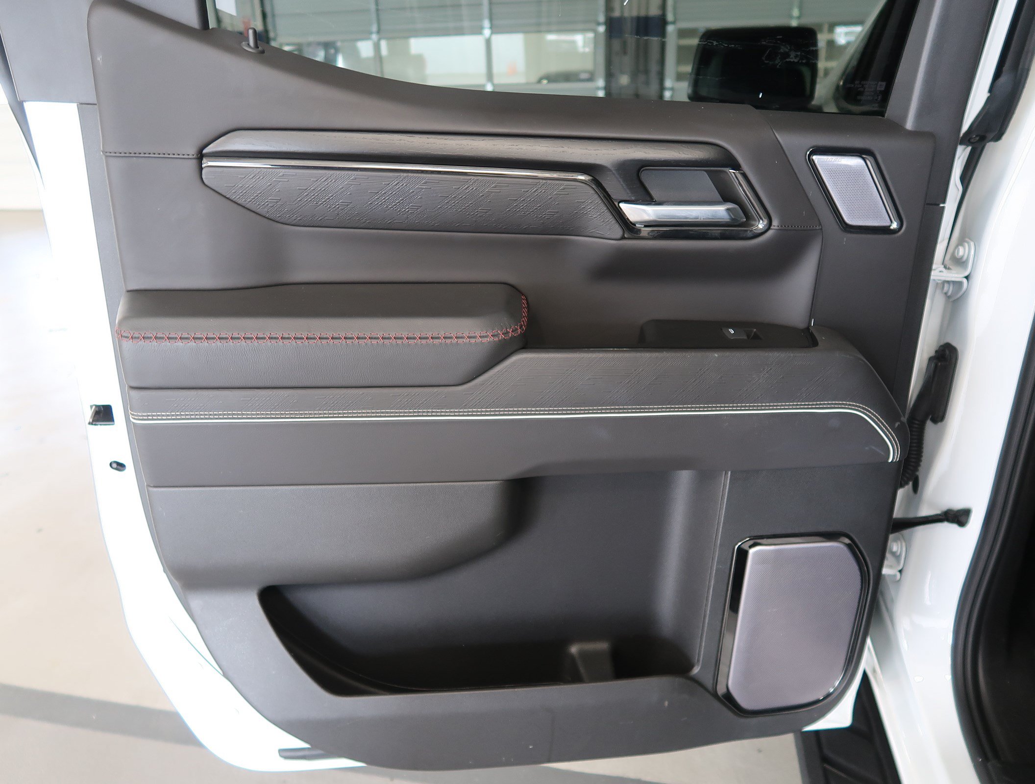 Used 2023 GMC Sierra 1500 AT4X AWD/4WD image 35