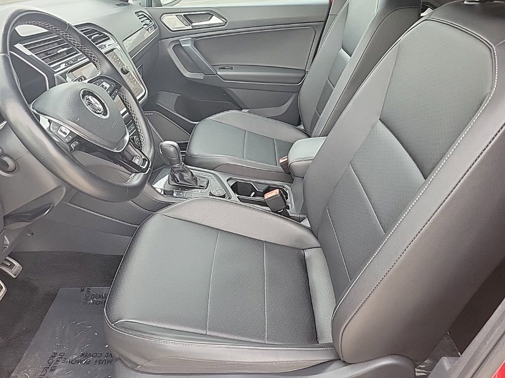 Used 2019 Volkswagen Tiguan SEL R-Line image 20