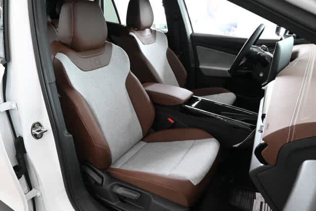 New 2026 Volkswagen ID.4 Pro RWD image 12