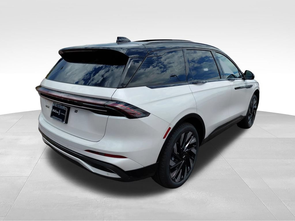 New 2026 Lincoln Nautilus Reserve w/ Jet Appearance Package AWD/4WD image 9