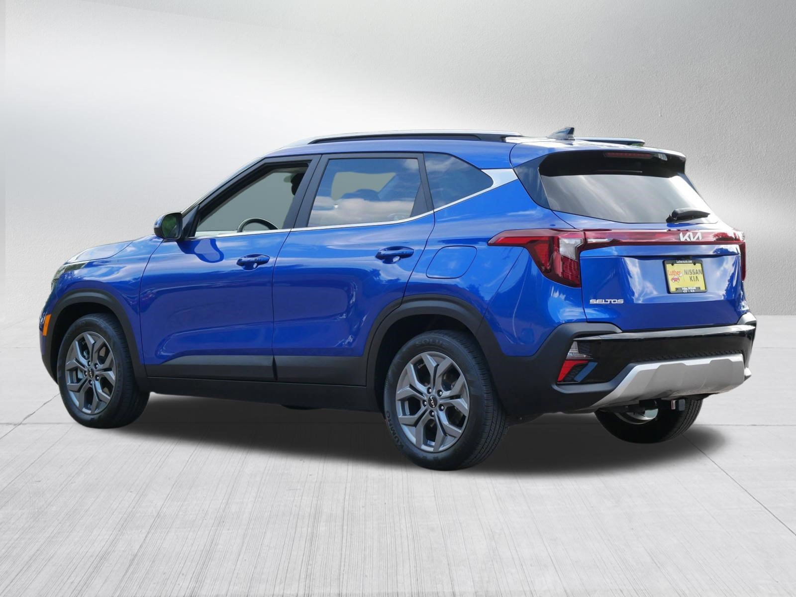 Certified 2024 Kia Seltos S AWD/4WD image 5