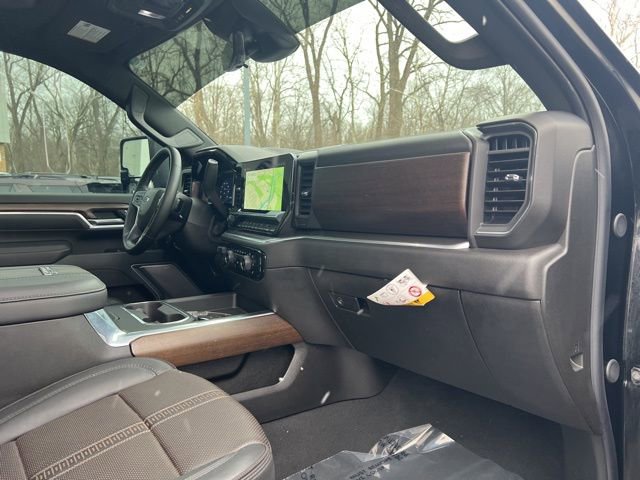 Used 2025 Chevrolet Silverado 2500 High Country w/ High Country Premium Package image 28