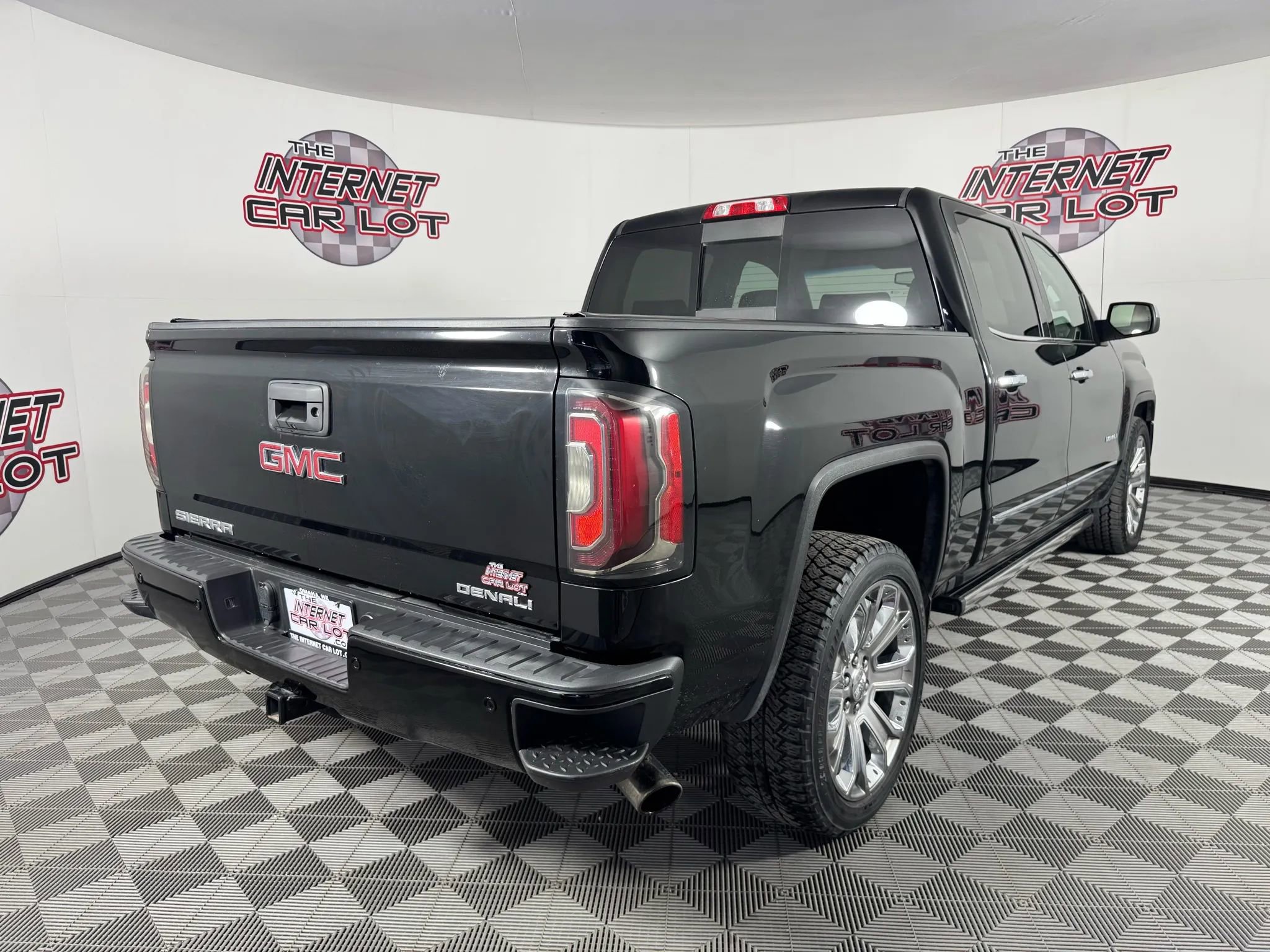 Used 2018 GMC Sierra 1500 Denali w/ Denali Ultimate Package image 7