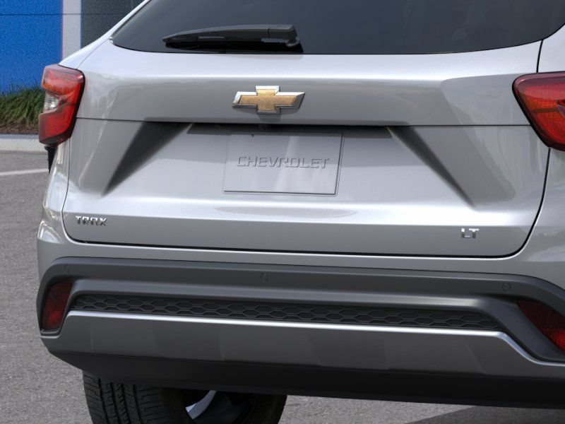 New 2026 Chevrolet Trax LT w/ Driver Confidence Package FWD image 14